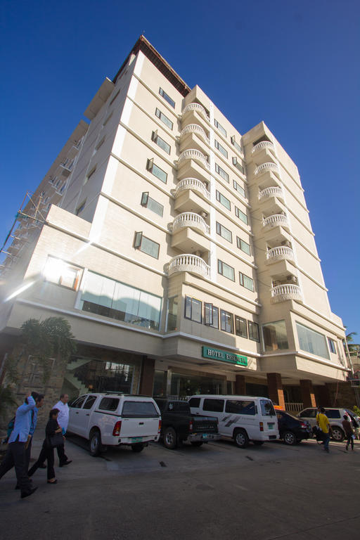 โรงแรม เอสเซนเซีย Dumaguete City ภายนอก รูปภาพ